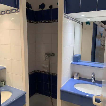 Apartment Cap Esterel Pierre Et Type 3 , 2 Rez De Jardin Cloture ,vue ,inclus Climatisation Place De Stationnement , Acces Aux Piscines ,animations